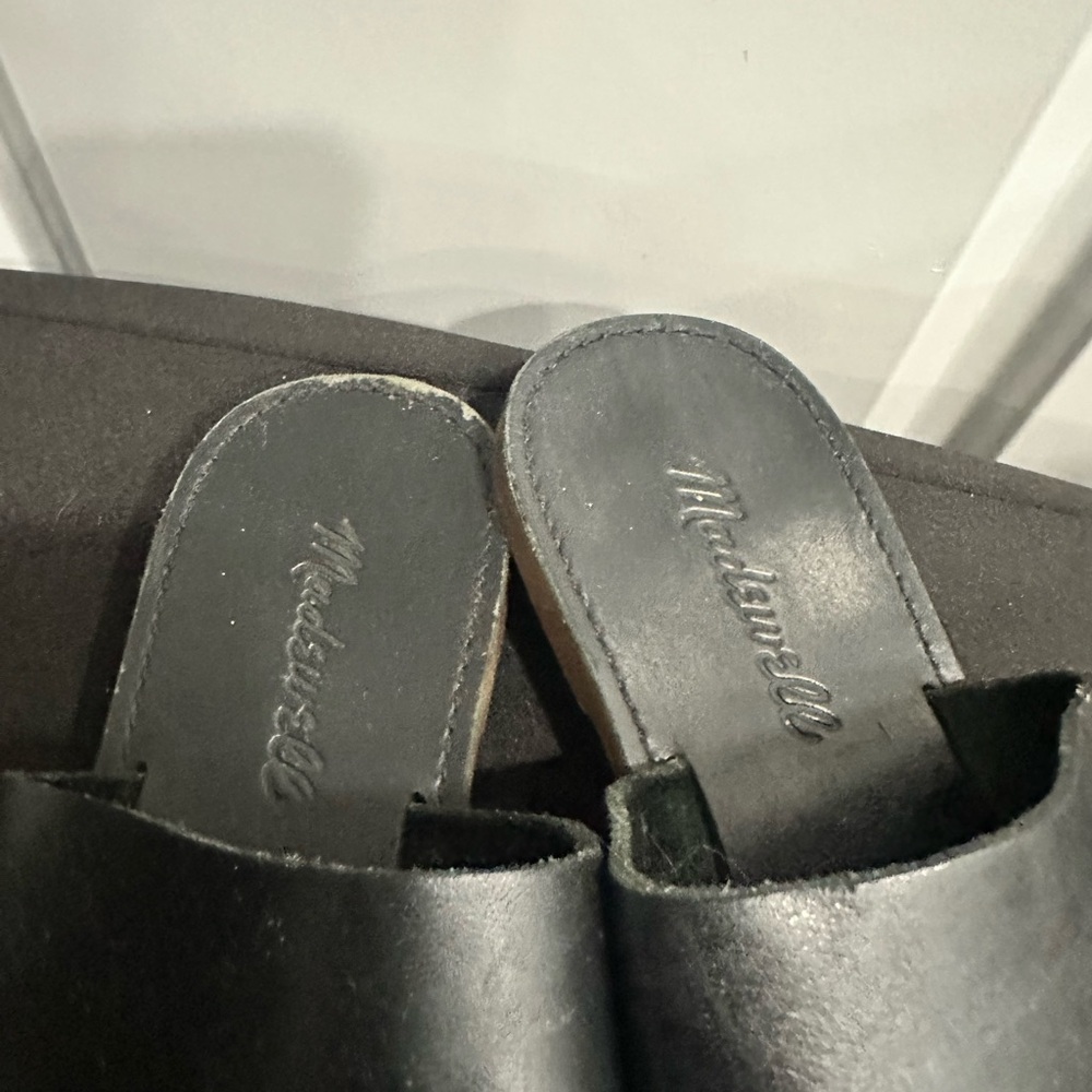 Madewell Boardwalk Black Leather Slides, Wide Band Flats Made in Brazil Sz 7 - Picture 6 of 10